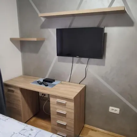 Lejlighed Three Bedroom *